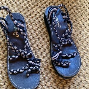 La marine sandals size 11